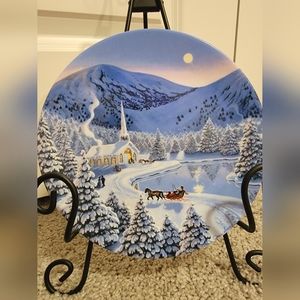 1990 "Silent Night" Spirit of Christmas Collectable Decorative Plate